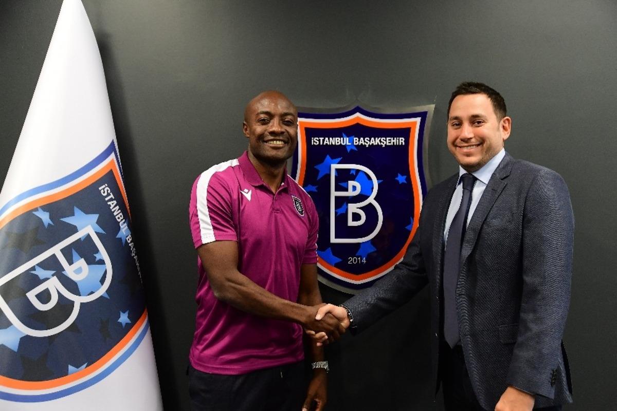 Webo ve Ekrem Dağ, Başakşehir&rsquo;e yardımcı antren&ouml;r oldu