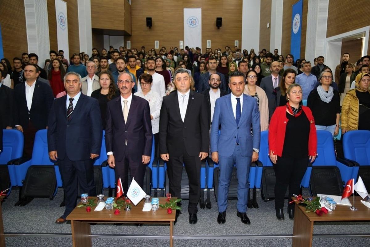 ALK&Uuml;&rsquo;de "Nesiller Mimarı Olarak &Ouml;ğretmenler" Konferansı