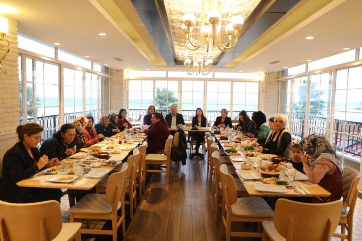 Başkan Atabay, &ldquo;Kadınlarımıza destek sağlıyoruz&rdquo;