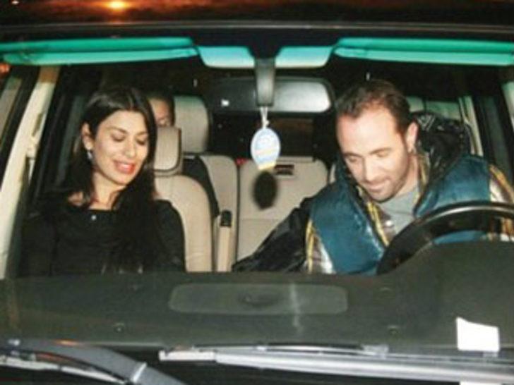 Üçüncü eşinden de ayrılıyor G2