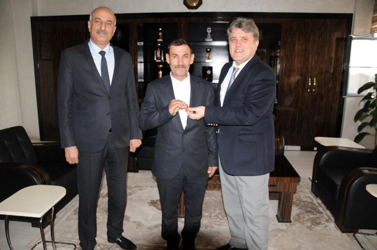 &lsquo;Karanlığı Aydınlananlar&rsquo; &ouml;yk&uuml; yarışması sona erdi