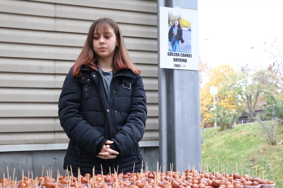 &Ouml;ld&uuml;r&uuml;len &uuml;niversiteli G&uuml;leda'nın arkadaşları lokma dağıttı