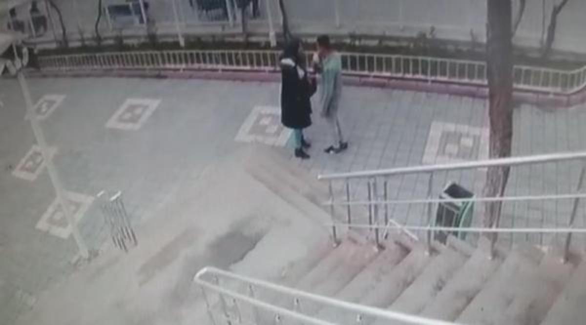 Sevgilisine m&uuml;stehcen fotoğraflarla şantaj yaptı