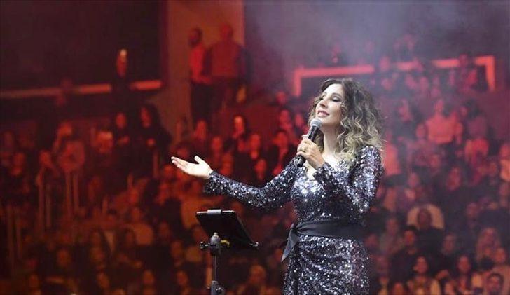 Öğretmenler Funda Arar konserinde buluştu G2