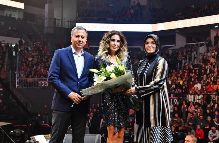 Öğretmenler Funda Arar konserinde buluştu G4