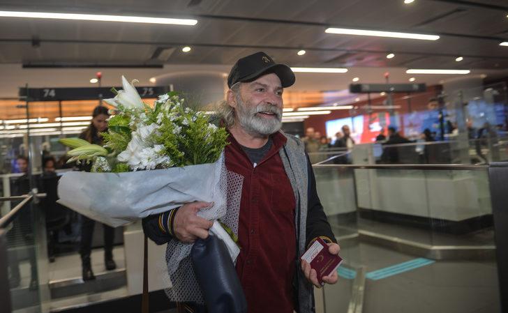 Emmy Ödüllü Haluk Bilginer İstanbul'a geldi! İrem Sak'a yanıt G2
