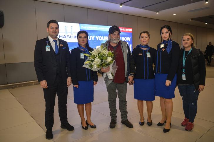 Emmy Ödüllü Haluk Bilginer İstanbul'a geldi! İrem Sak'a yanıt G3