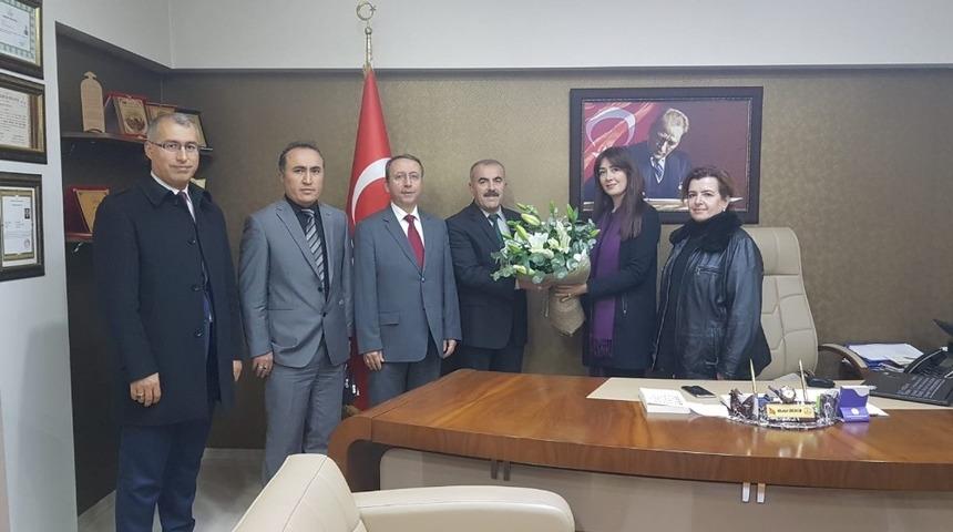 Fen Lisesi Okul Aile Birliği yöneticileri, Milli Eğitim Müdürü Demir’i ziyaret etti