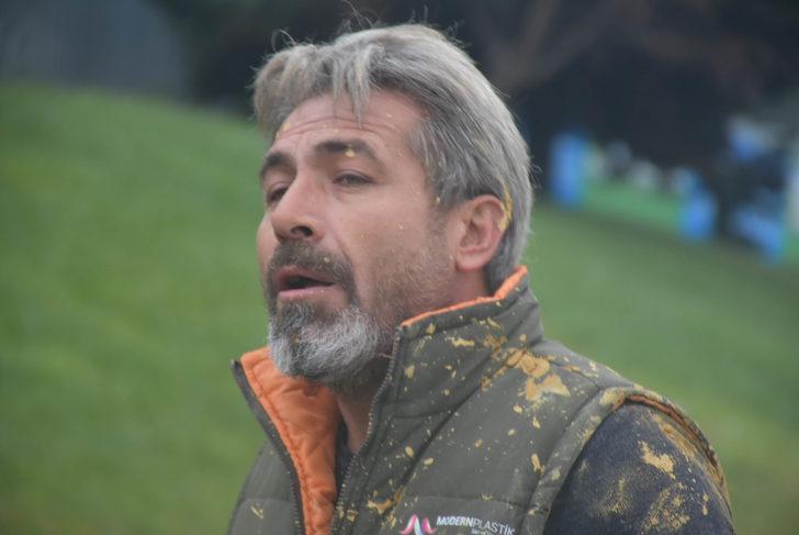 Brandasız hafriyat kamyonundan yola saçılan çamur trafiği durdurdu G4