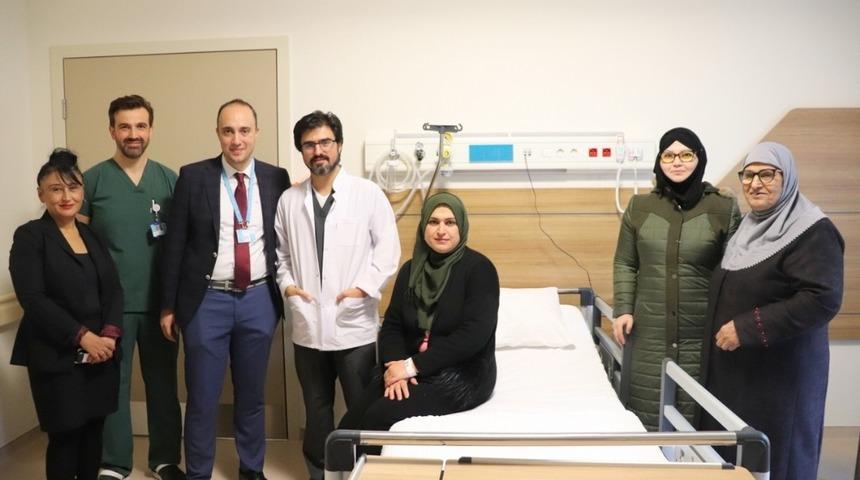 Sağlık Turizmi i&ccedil;in gelen ABD&rsquo;li hasta başarıyla taburcu edildi