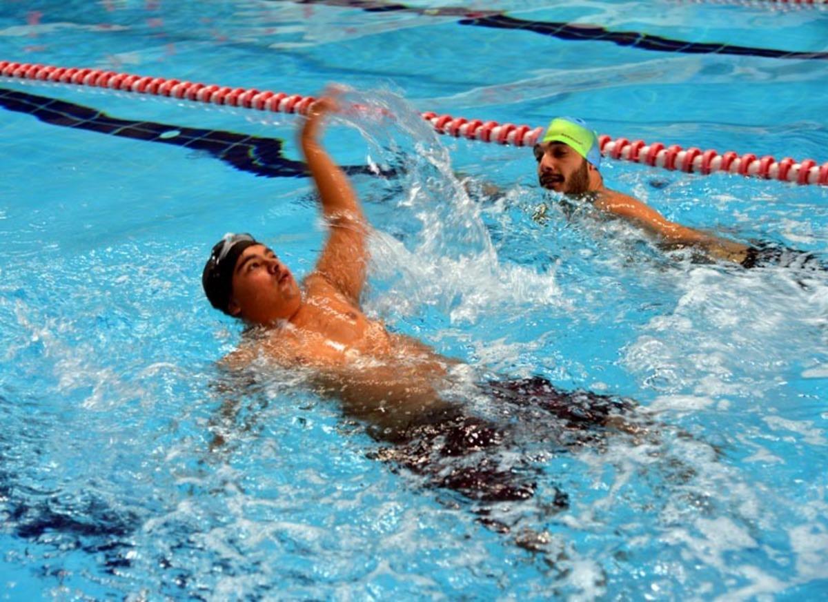 &Ouml;zel gereksinimli &ccedil;ocuklar y&uuml;zme &ouml;ğreniyor