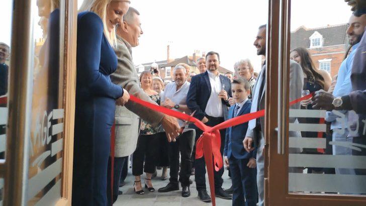 Mevsimlik işçiydi, İngiltere’de patron oldu G3