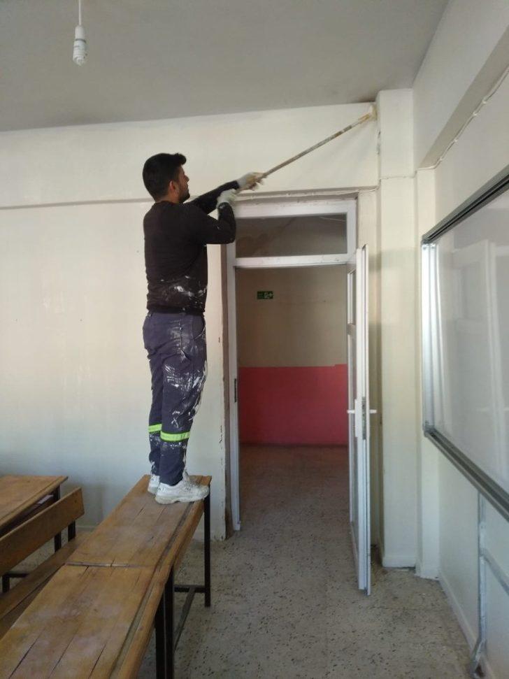 Büyükşehir Kulak Ortaokulu’nu boyadı G3