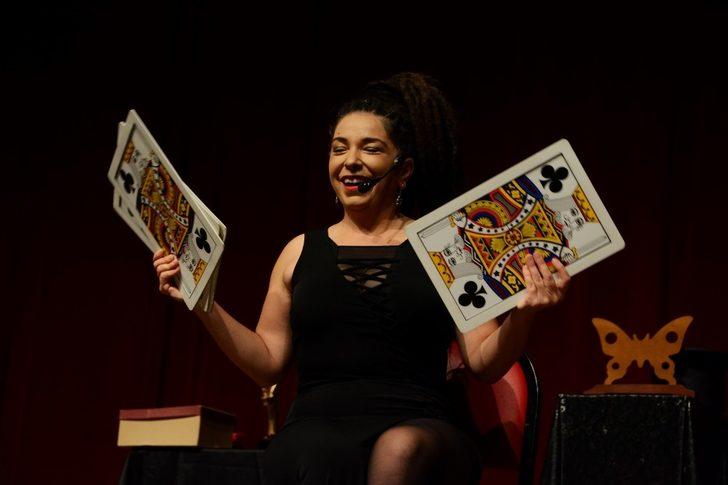 Sihirbaz İlkay Özdemir izleyenleri büyüledi G1