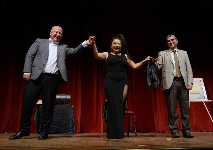 Sihirbaz İlkay Özdemir izleyenleri büyüledi G5