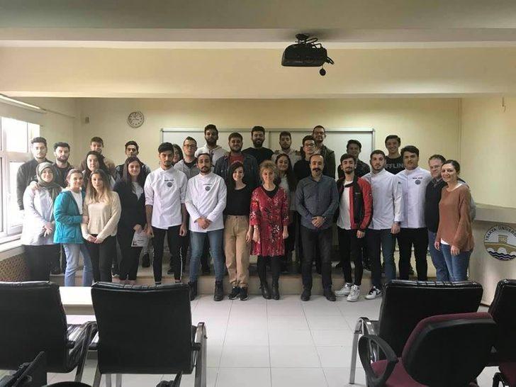 Trakya Üniversitesi’nin genç aşçıları, uluslararası yarışmadan ödüllerle döndü G2