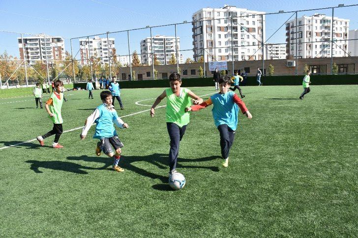 Bilgi Evi futbol turnuvası sona erdi G5
