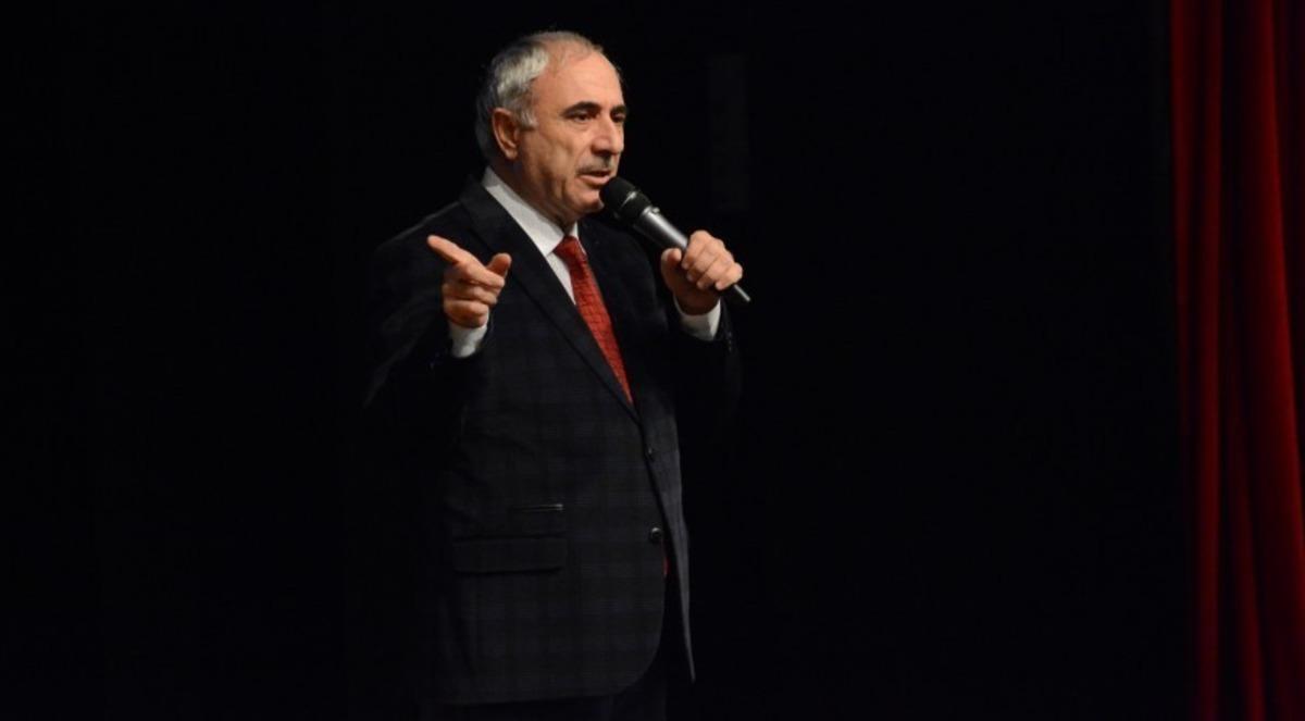 Prof. Dr. Nurullah Gen&ccedil;&rsquo;ten "Başarı Bedel İster" konferansı