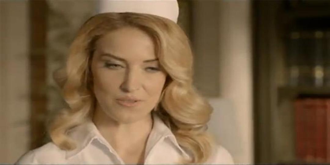 Seksi hemşire reklamı tepki aldı