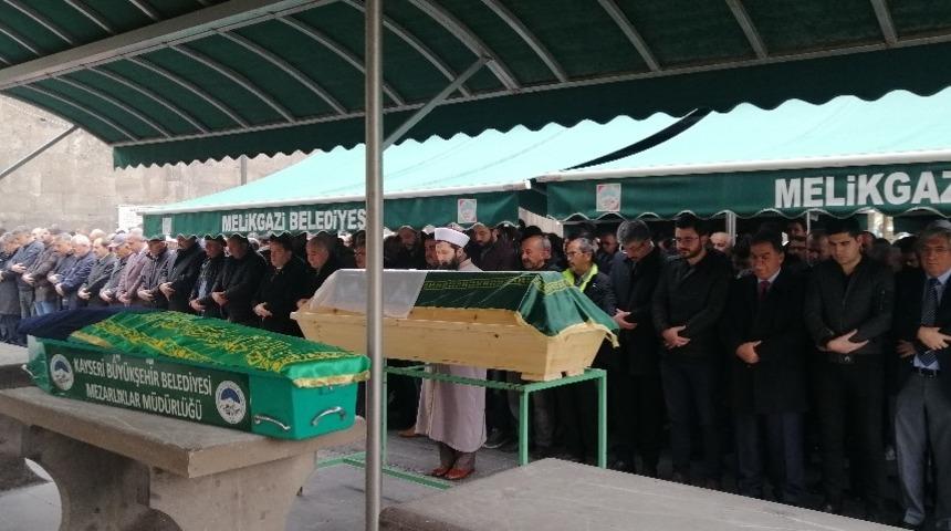 Aydın ailesinin acı g&uuml;n&uuml;