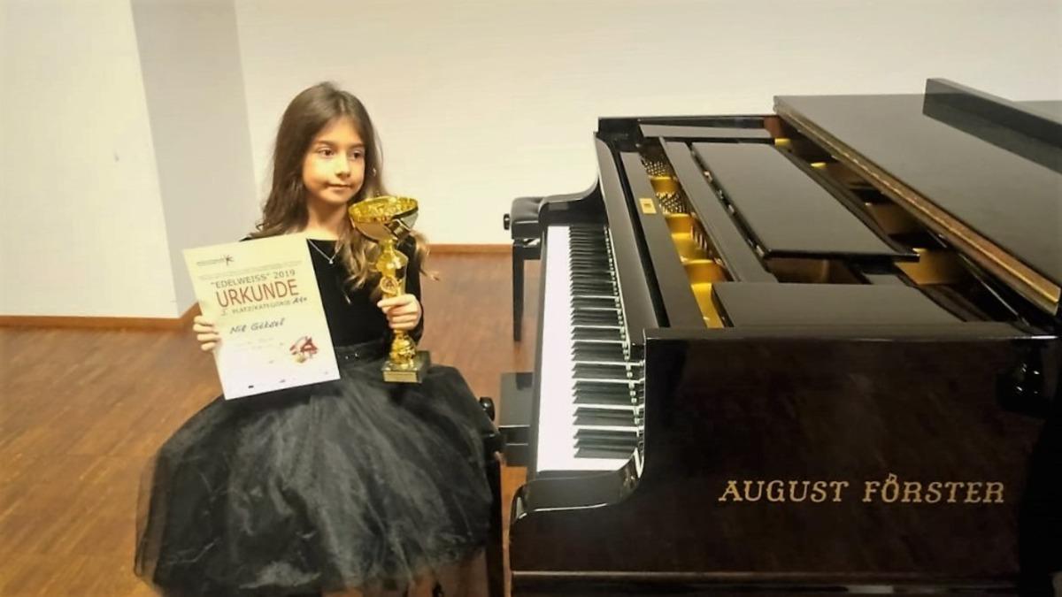 Piyanonun altın kızı Viyana&rsquo;da birinci oldu