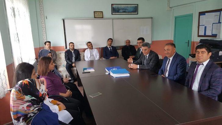 Kaymakam Özkan’dan okul ziyareti G4