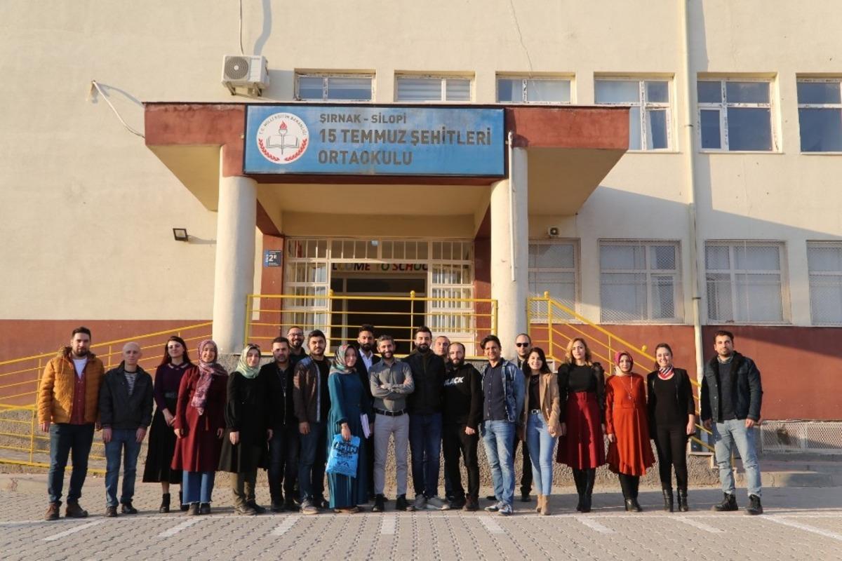 Silopi&rsquo;de okul koridoru eğitim sokağına &ccedil;evrildi