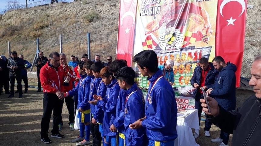 Berkcanspor şampiyon oldu