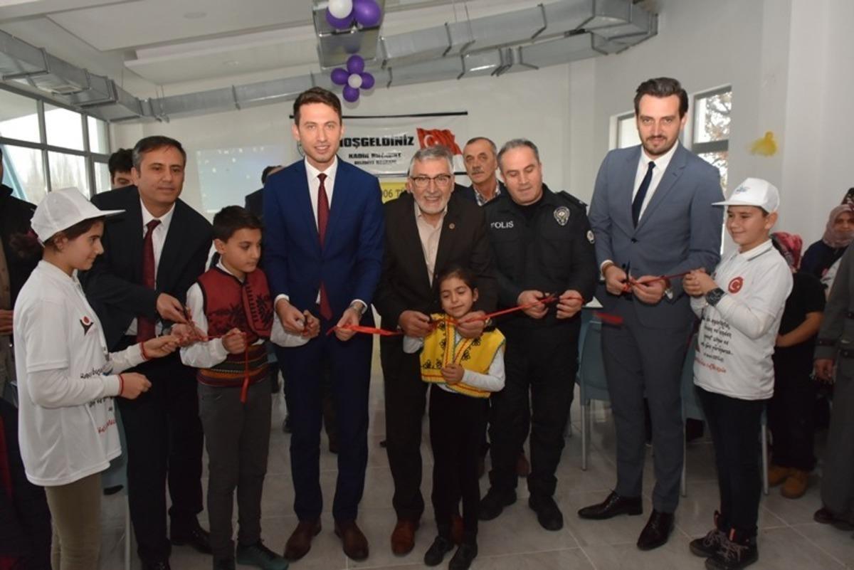 İn&ouml;n&uuml;&rsquo;de Tubitak Bilim Fuarı a&ccedil;ıldı