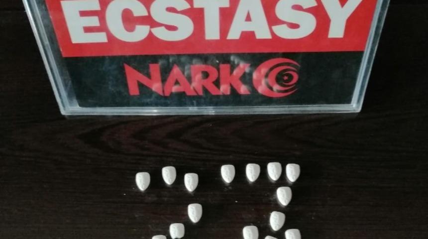 Narkotik ekiplerinden uyuşturucu operasyonu