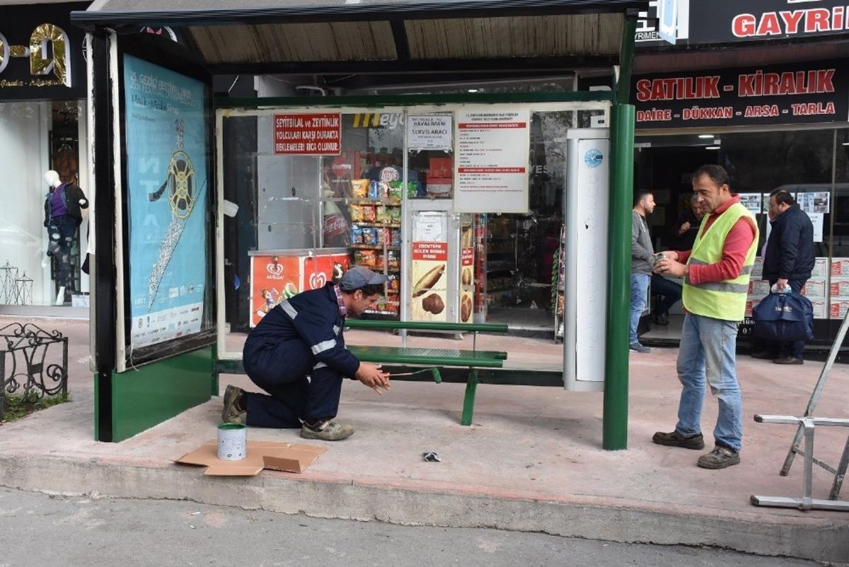 Sinop&rsquo;ta dolmuş durakları onarılıyor
