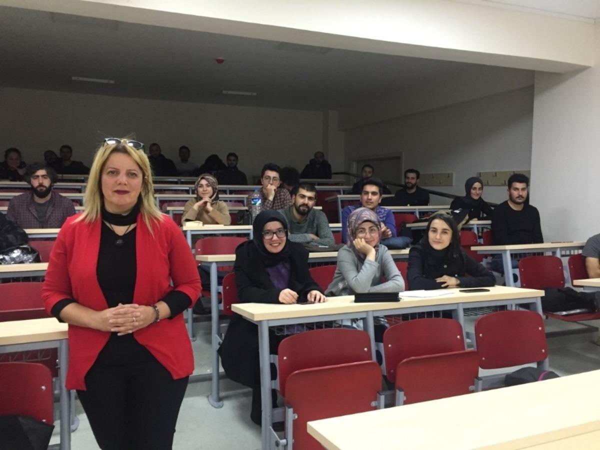 İletişim Fak&uuml;ltesi &ouml;ğrencilerine "t&uuml;ketici hakları" semineri