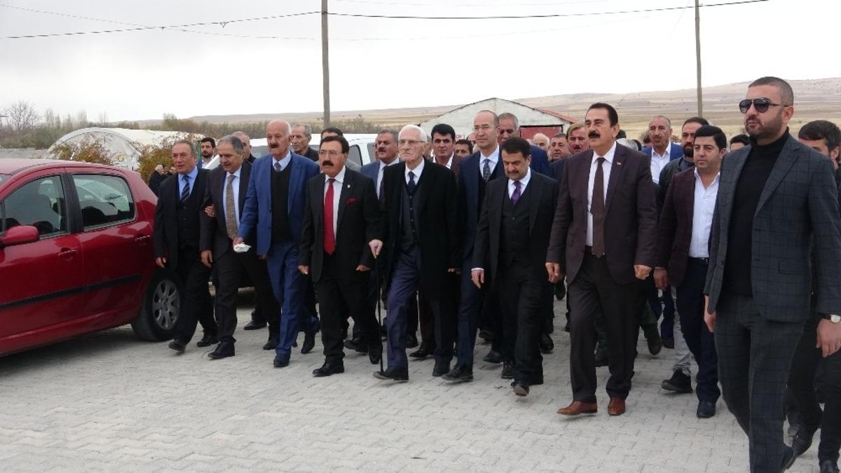 Van&rsquo;da husumetli aileler barıştırıldı