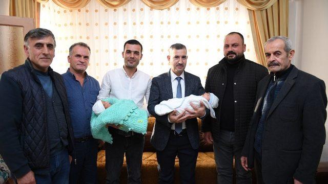 ‘Hoş Geldin Bebek’ projesiyle 13 bin 50 aileye misafir olundu