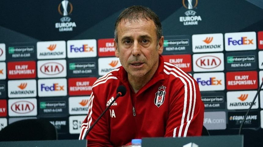 Abdullah Avcı: Oğuzhan Özyakup'un takımdan ayrılacağını düşünmüyorum