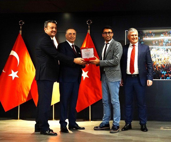 GSYİAD’dan İhlas Haber Ajansı’na 2 ödül G4