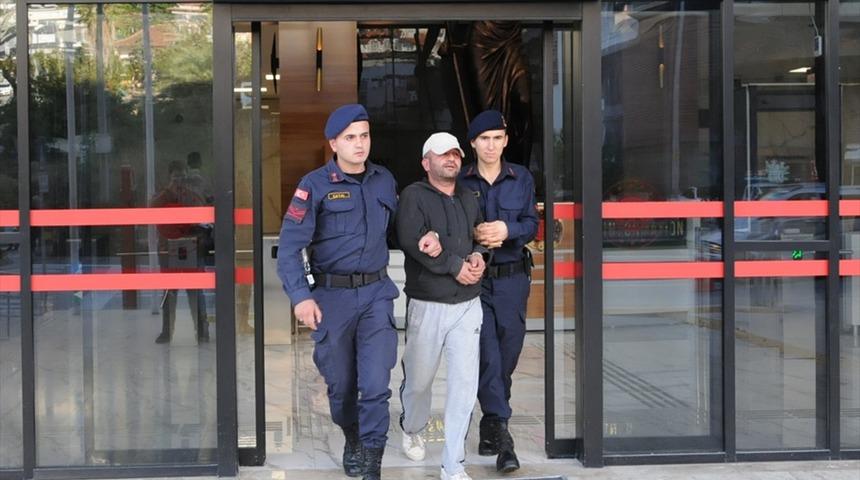 Antalya'da cezaevi firarisi hükümlü yakalandı