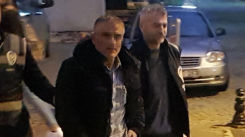 İzmit'te bir kişi kızdığı avukatlara dehşeti yaşattı!