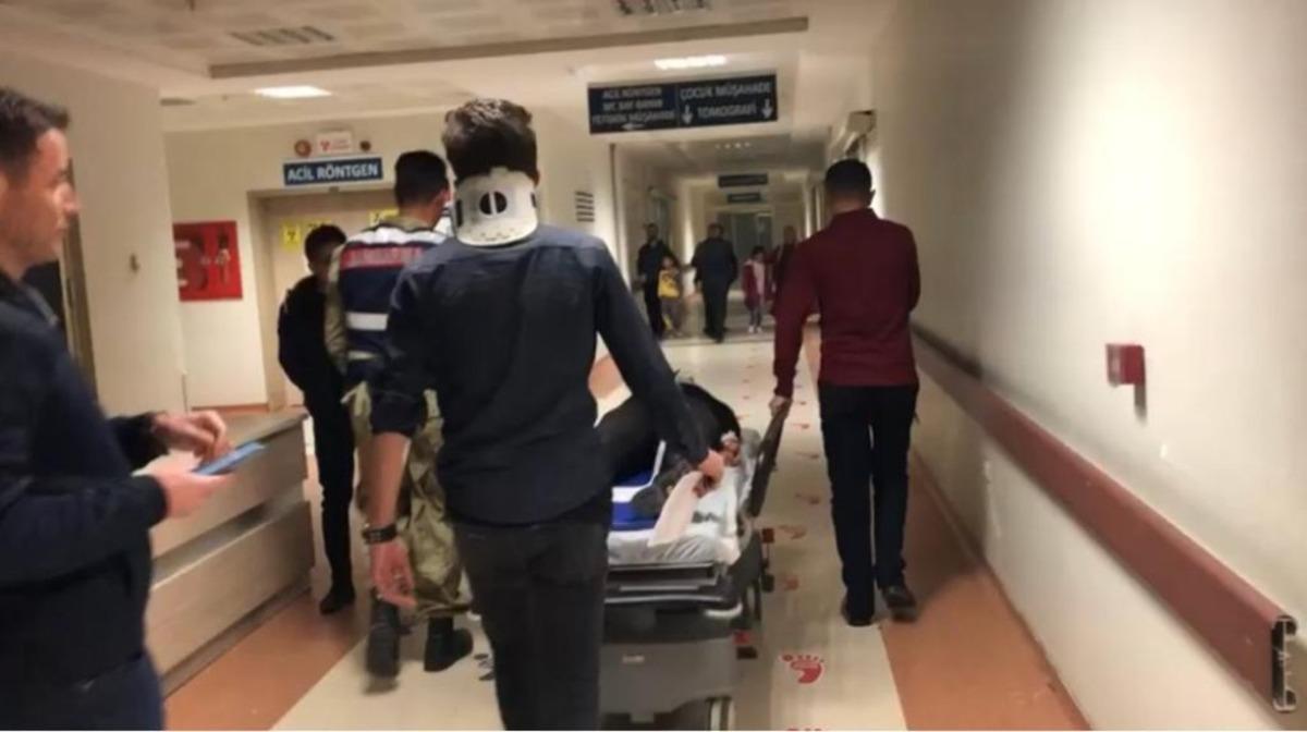 Siirt&rsquo;te kontrolden &ccedil;ıkan otomobil takla attı: 3 yaralı