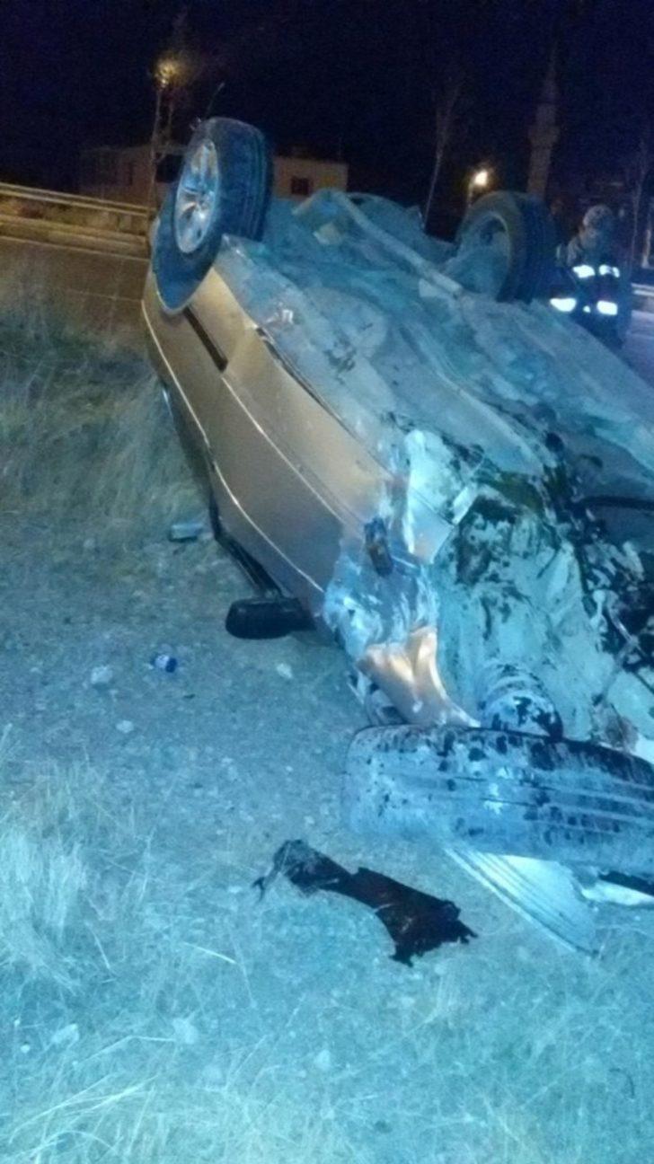 Siirt’te kontrolden çıkan otomobil takla attı: 3 yaralı G4