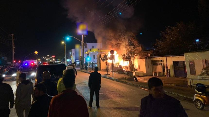 Bodrum'da ikinci el dükkanı alev topuna döndü
