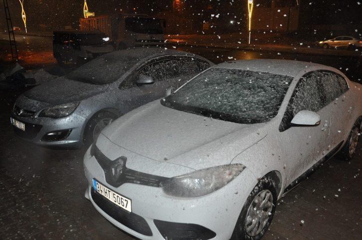 Yüksekova’da kar yağışı etkisini arttırdı G4