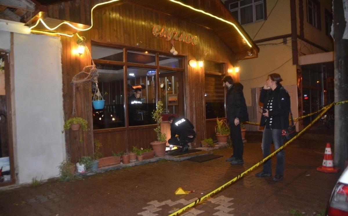 Bafra&rsquo;da &ccedil;ay ocağındaki tartışma silahlı kavgaya d&ouml;n&uuml;şt&uuml;: 1 yaralı