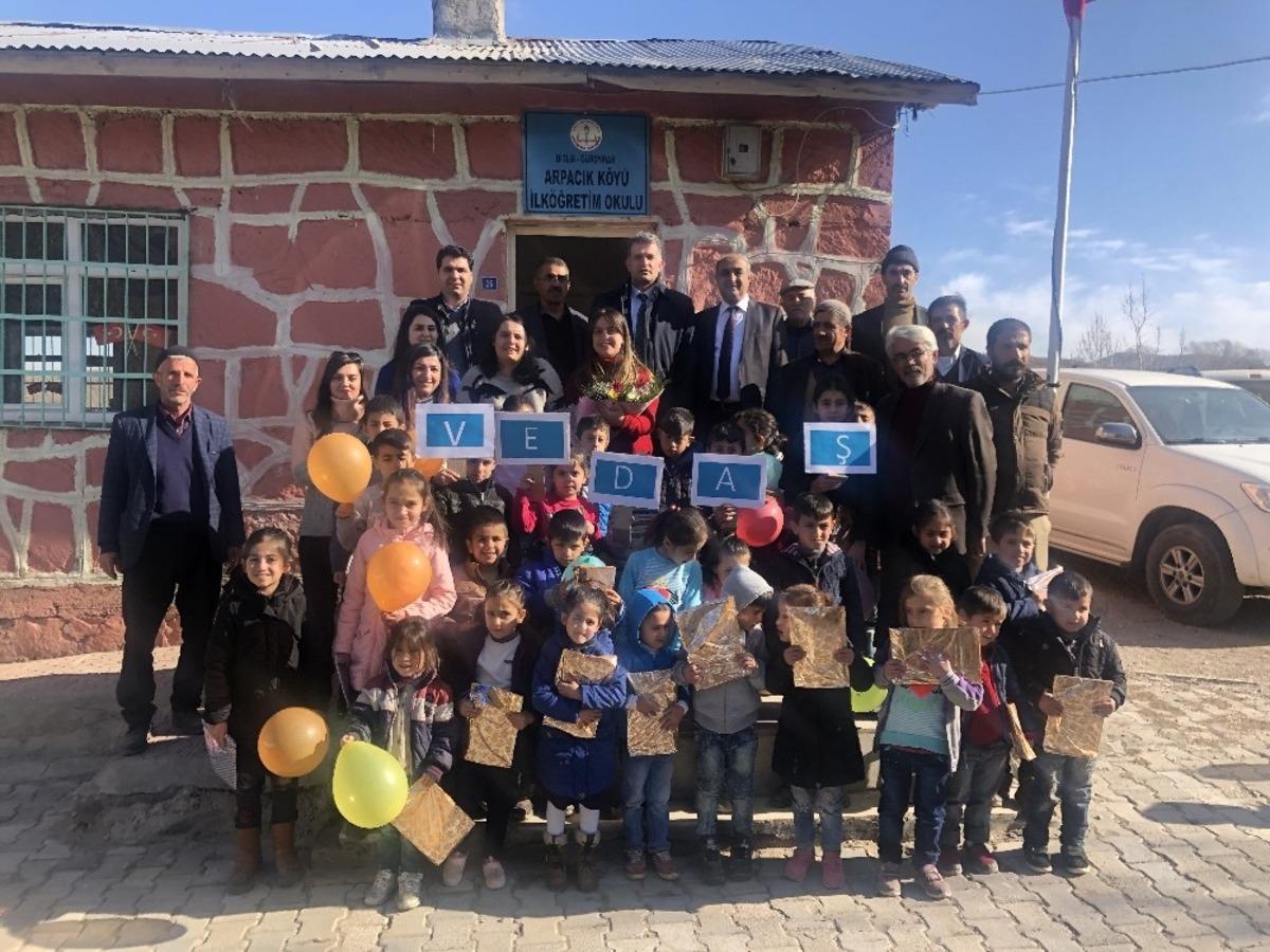 VEDAŞ heyetinden k&ouml;y &ouml;ğretmenlerine ziyaret