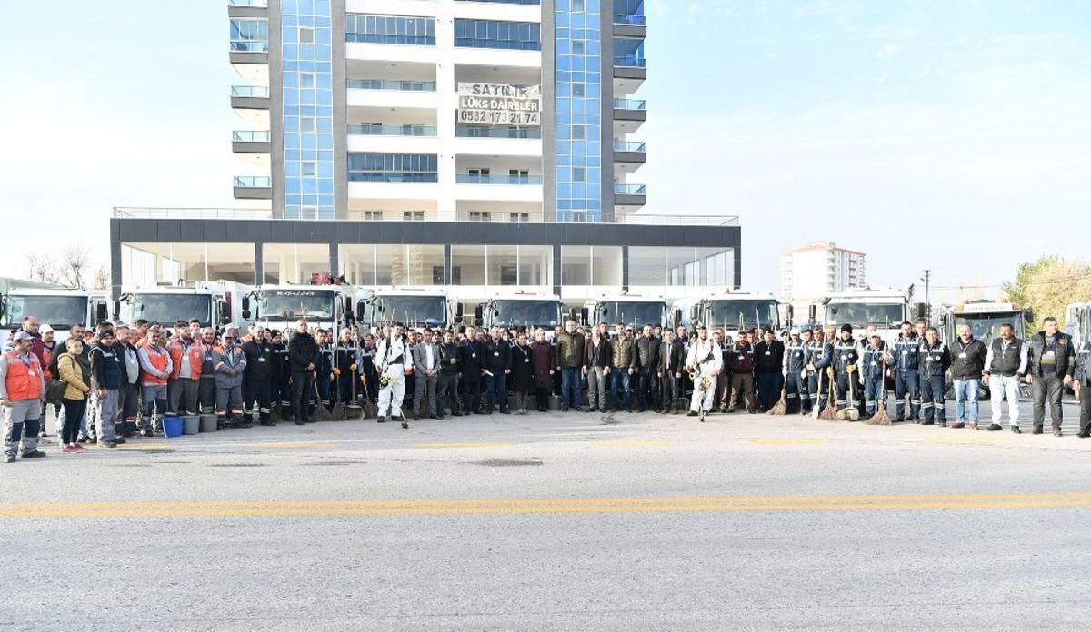 Mamak&rsquo;ta k&ouml;şe bucak temizlik t&uuml;m hızıyla devam ediyor