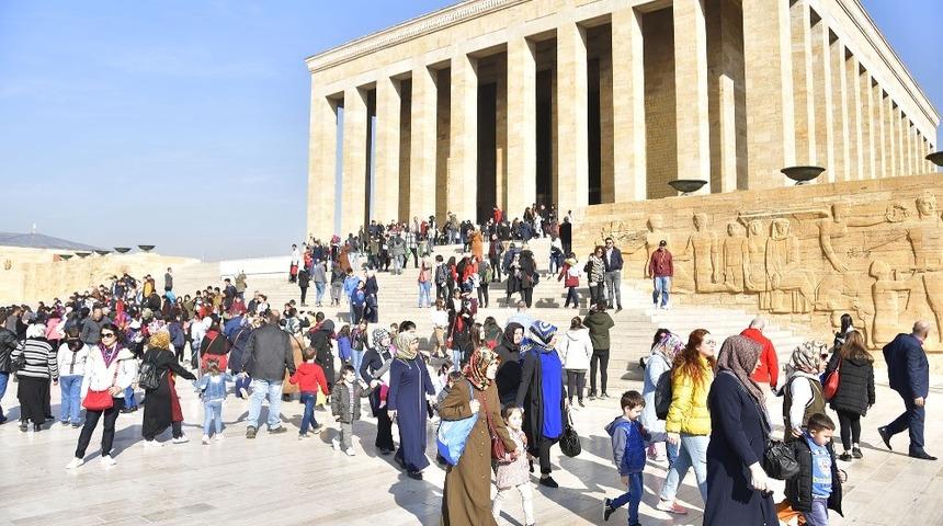 Miniklerden Anıtkabir ziyareti