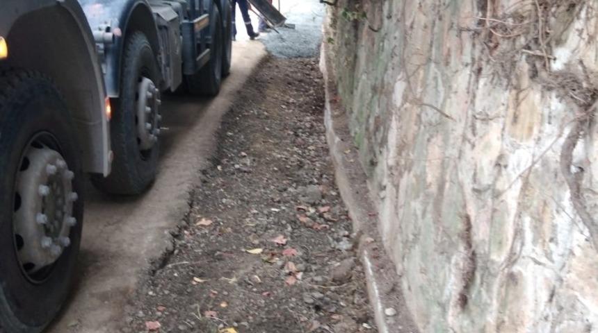 Sapanca Yanık Mahallesi&rsquo;nde &ccedil;alışmalar s&uuml;r&uuml;yor