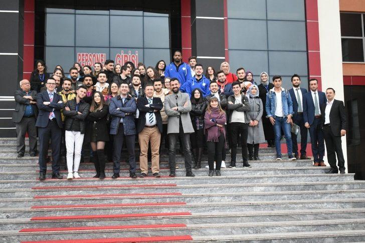 BAÜN’de şampiyon Büyükşehir sesleri G2