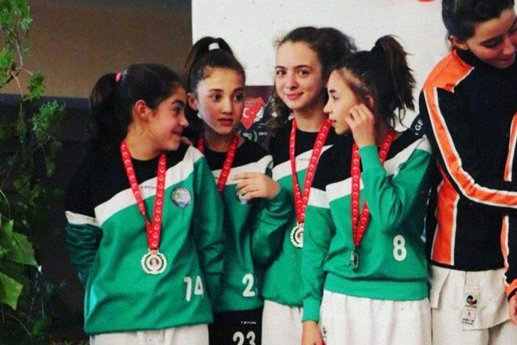 Salihli Belediyespor karatede rakip tanımıyor G2