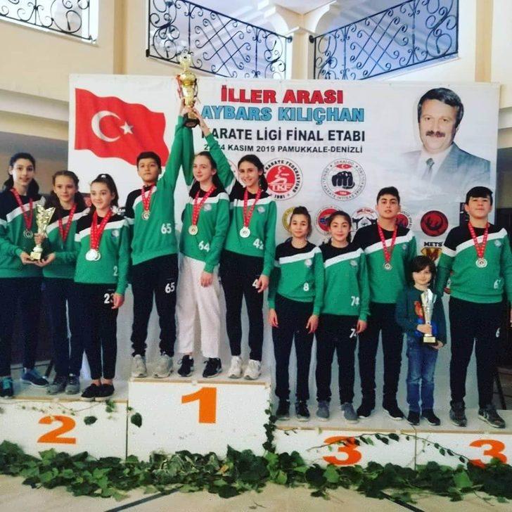 Salihli Belediyespor karatede rakip tanımıyor G3